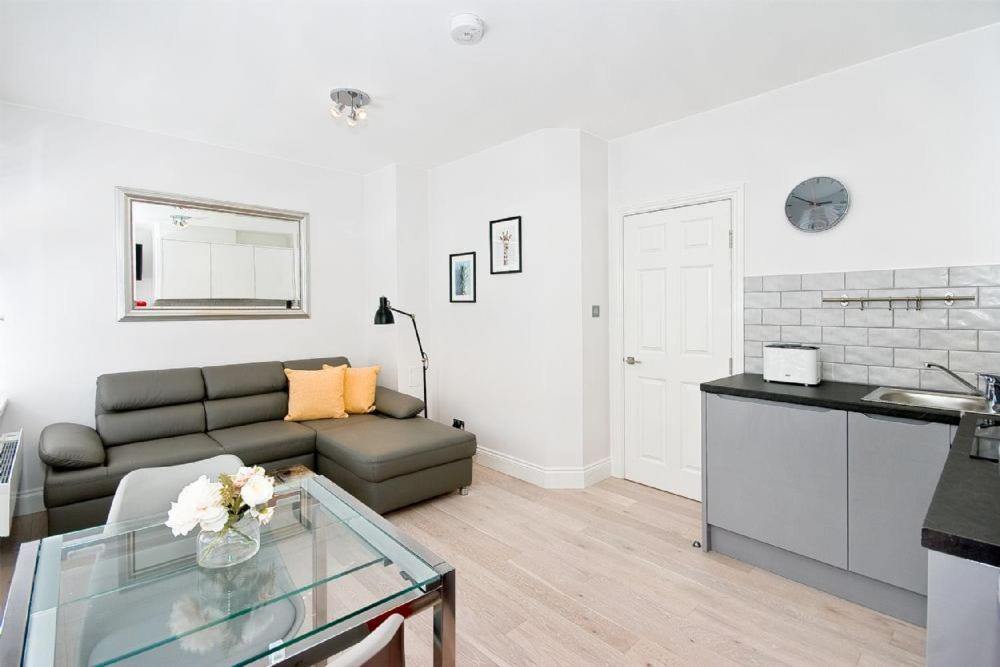 F1 Greek Street By City Living Londres Exterior foto